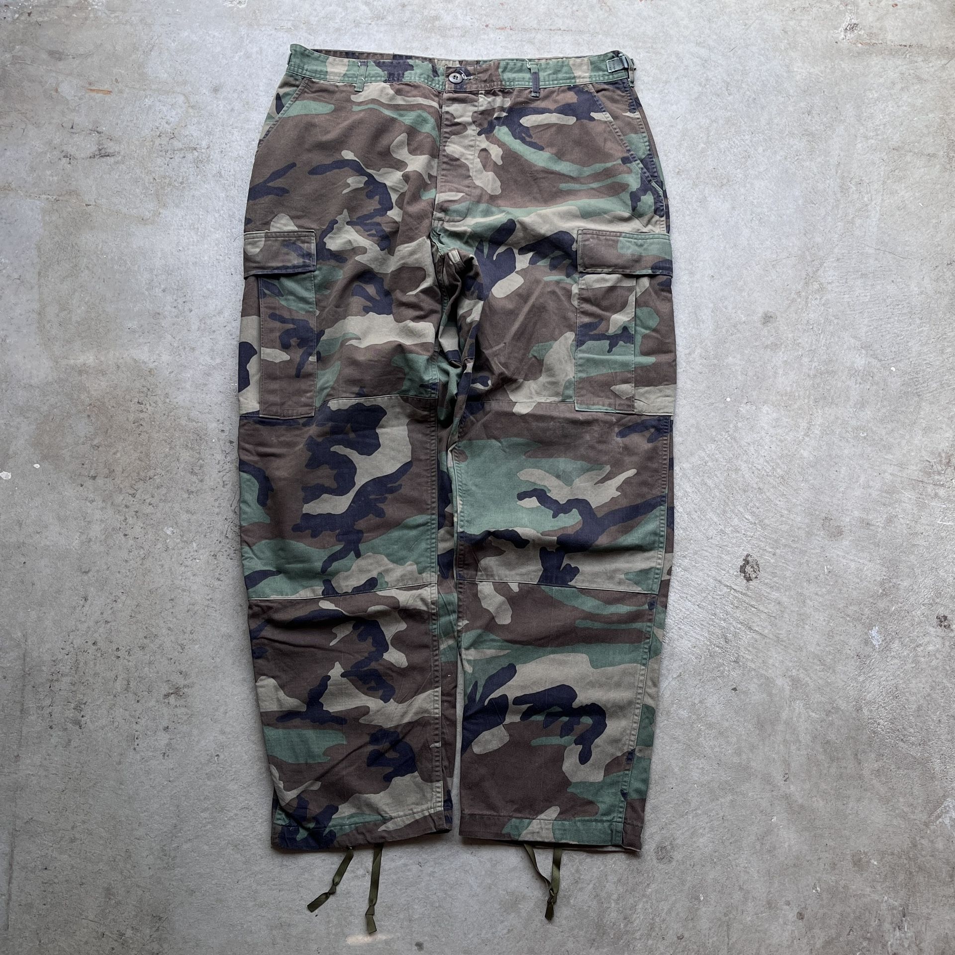 Vintage Military Camo Baggy Cargo Pants