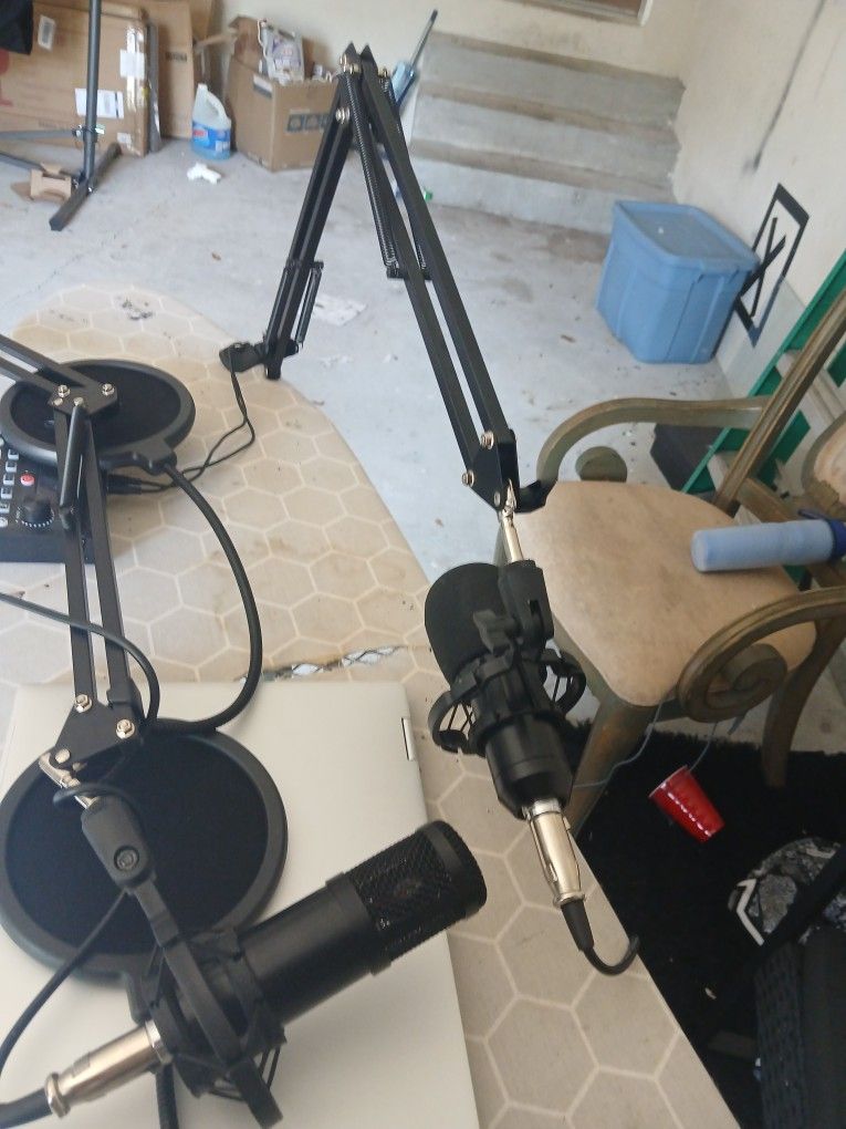 Streaming/studio Mics