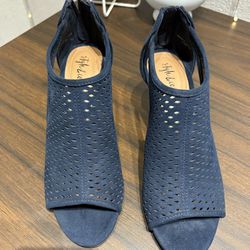 Navy Blue Low Heel Size 7.5