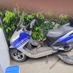 X-treme Schooters 100 Obo For Parts Runs 