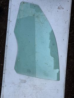 2008-2010 Dodge Avenger Door Glass 