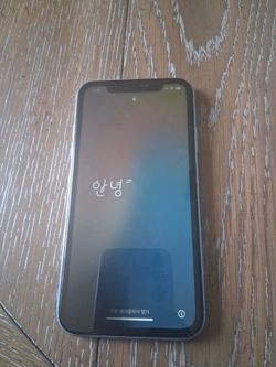 Iphone xr used once/good condition