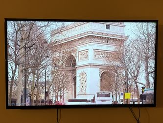 Samsung 60” Smart TV