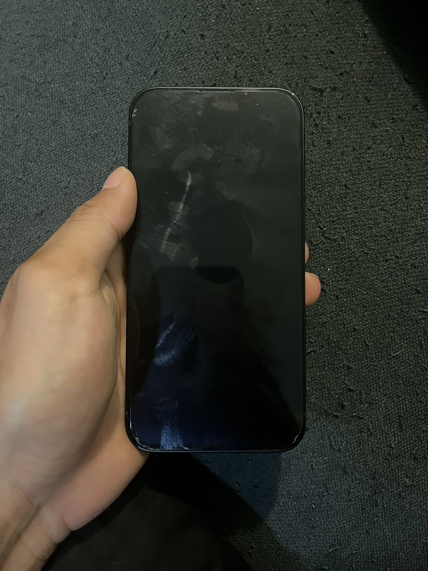 iPhone 14 Locked