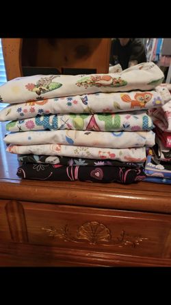 Women’s scrub top