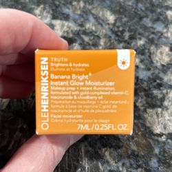 NEW OLEHENRIKSEN BANANA BRIGHT+ INSTANT GLOW MOISTURIZER $6!