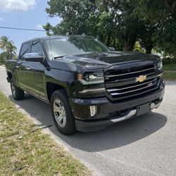 2017 CHEVROLET SILVERADO LTZ
