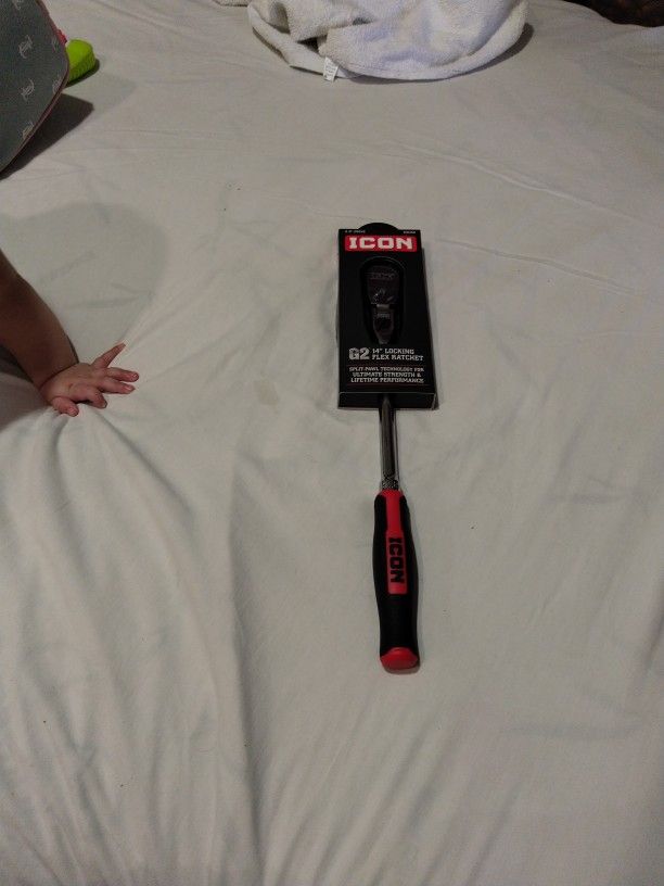ICON 3/8" Drive 14"Locking Flex Ratchet