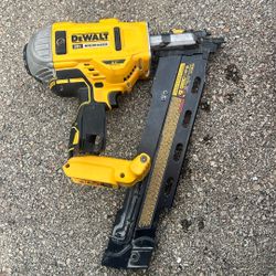 DeWalt 20V MAX Cordless 21 deg Framing Nailer Tool Only 20 V