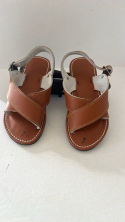 Casual Sandals For Man Or Woman Size 6