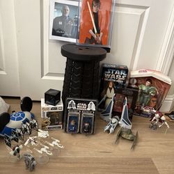 Large Star Wars collectibles, autograph, toys lot