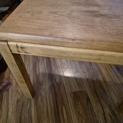 Oak End Table (Quick Sale)