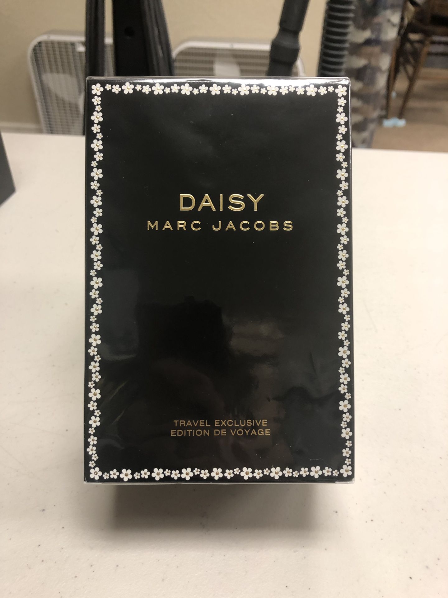 Daisy Travel Perfume and Moisturizer by Marc Jacobs | BRAND NEW SEALED IN BOX