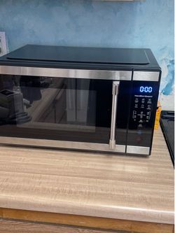 Hamilton Beach Microwave. 1000 watt.