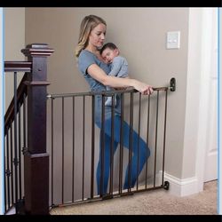 Baby gate