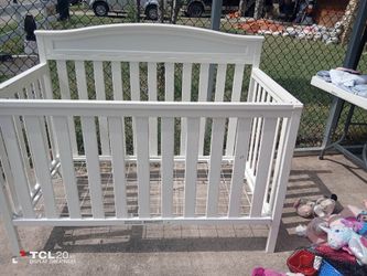 White  crib