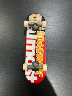 Tech Deck Almost Daewon Song Donuts 96 MM Finger Board Skateboard (2009)
