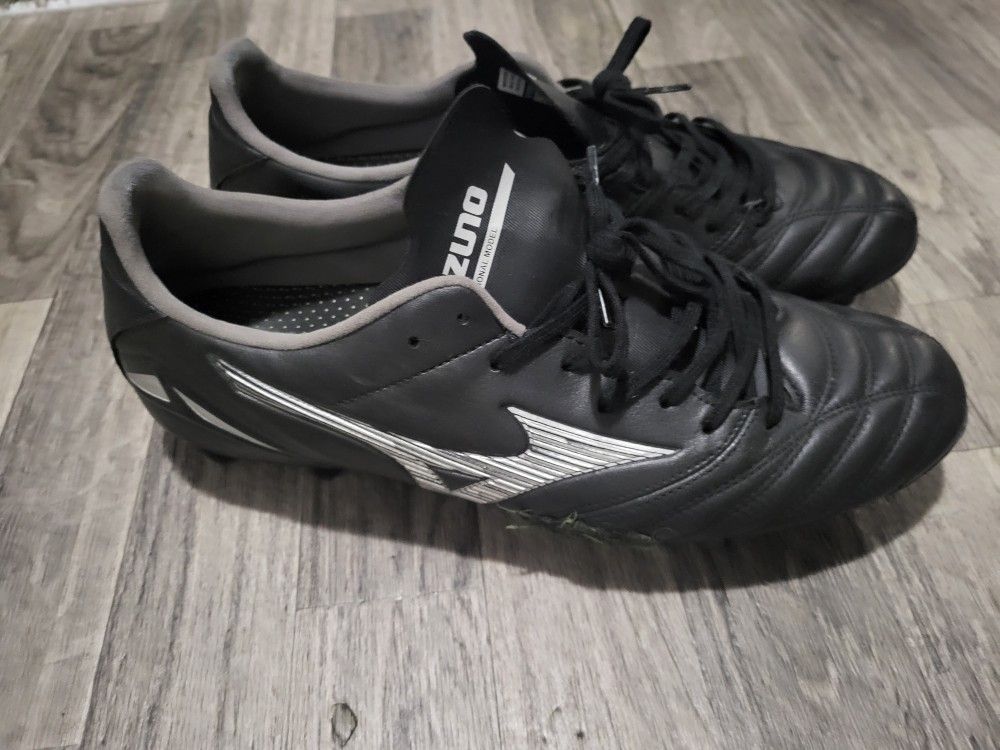 Mizuno Morelia Soccer Cleats