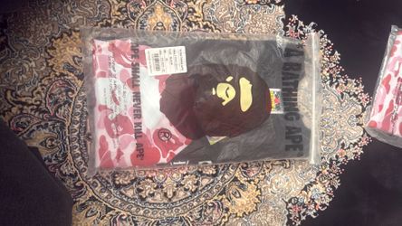 Brand New A Bathing Ape (BAPE) Big Ape Head Tee - Black / Red Camo - Size M