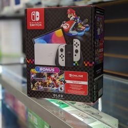 Nintendo Switch OLED Mario Kart 