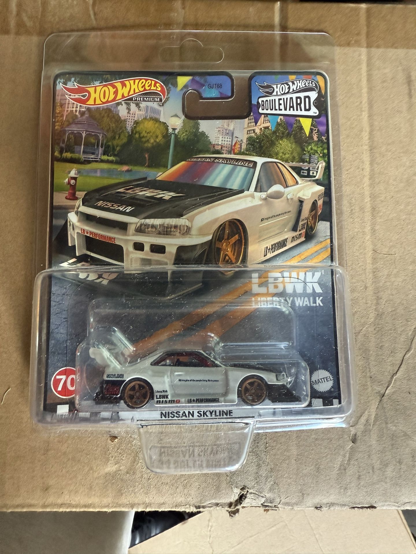 Hot Wheels Premium Boulevard Nissan Skyline