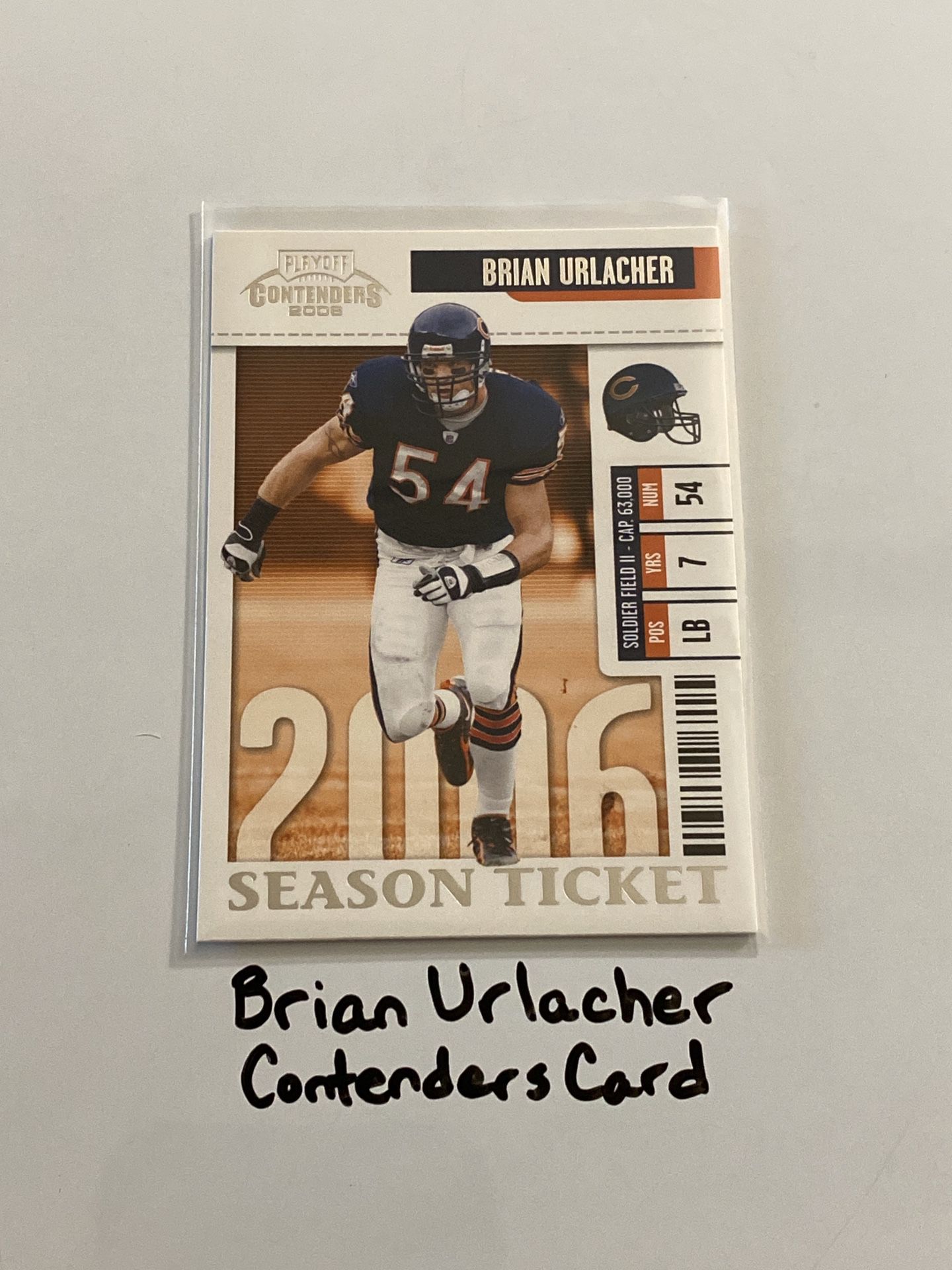 Brian Urlacher Chicago Bears Hall of Fame LB Contenders Card. 