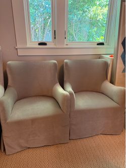 Set of beautiful chairs (Lee industries)