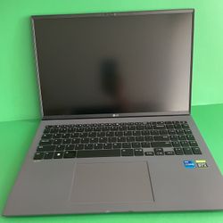 LG Gram 16” (2022) i7 12th Generation 16GB 1TB SSD RTX 2050 Graphic super light powerful laptop