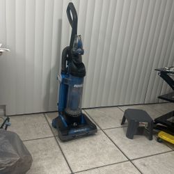 12 Hinches Vacuum Cleaner Eurica Clean Conditions 