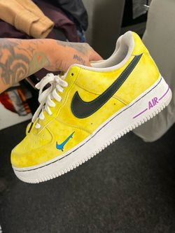 Mens Size 9.5 Nike Air Force 1 '07 LV8 'Peace, Love, and Basketball