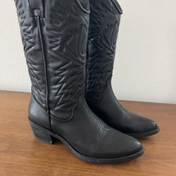 Steve Madden Hayward Western Boot In Black Size 9M