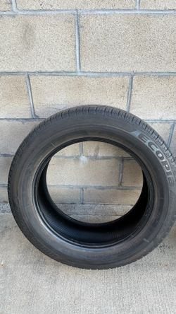 215/60/17 used tire