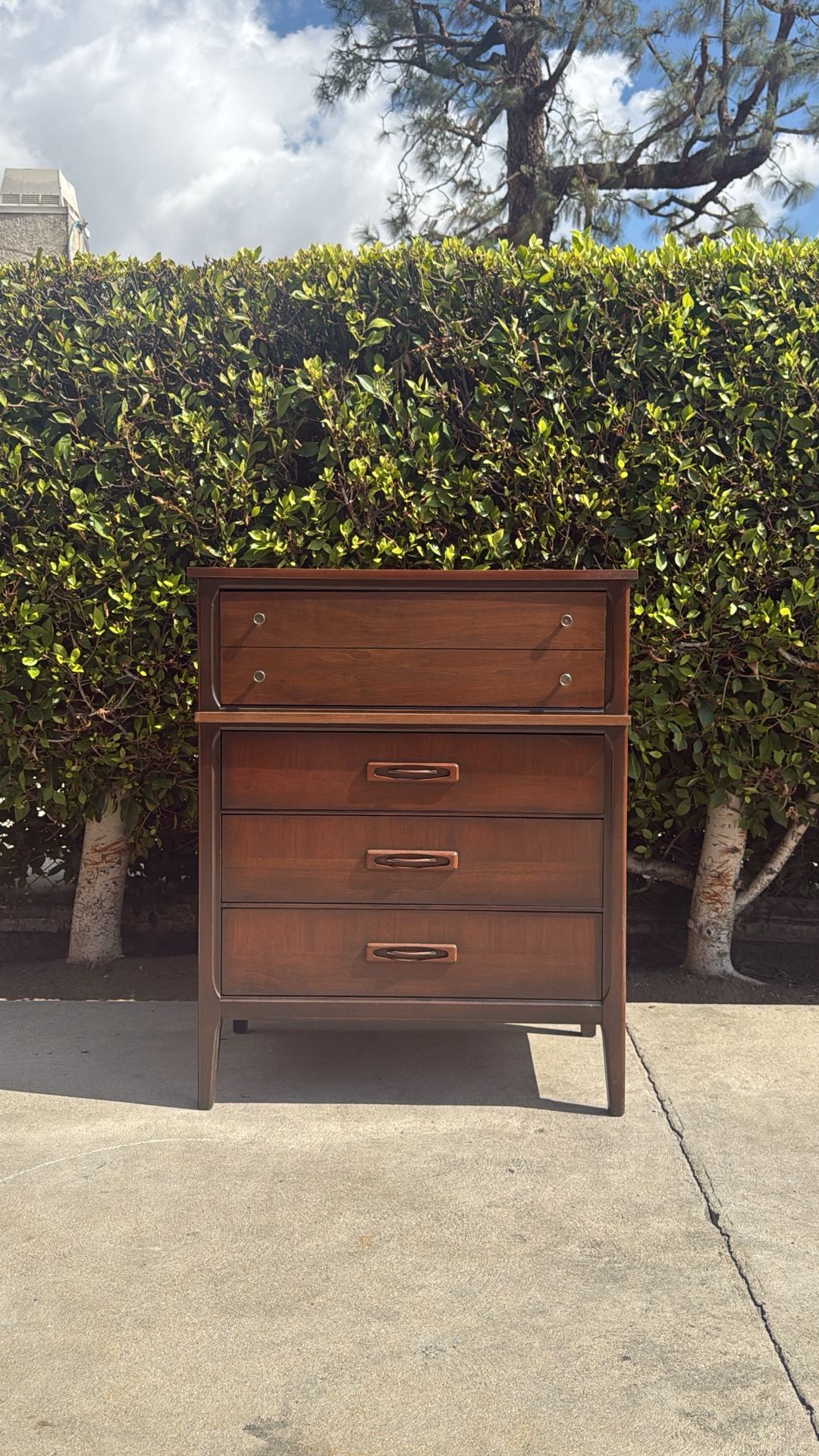 Mid century Modern Dresser