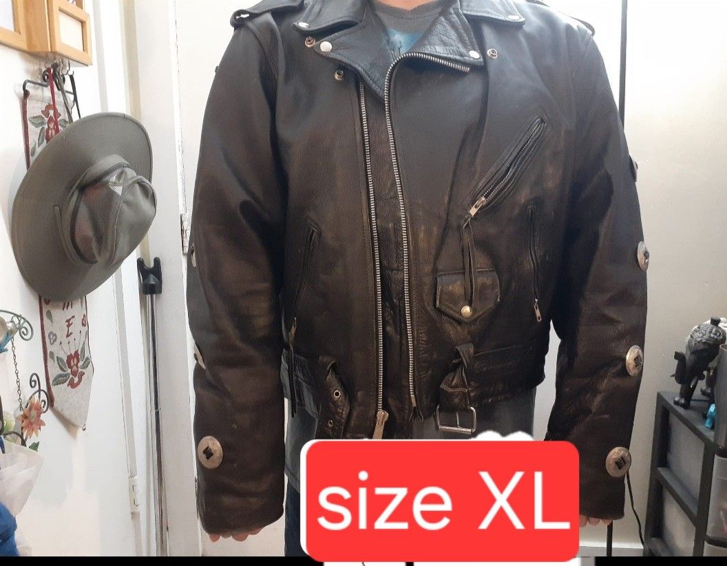 Motorcycle Leather Jacket XL $125 Dlls.