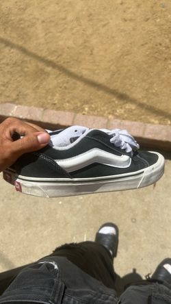 Men’s shoes 9.5