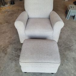 Swiveling Rocker Chair