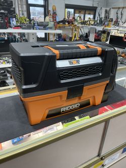 Ridgid Sweep 3 Shop Vacuum