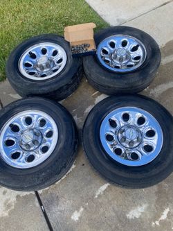 stock chrome Chevy rims 17 inches