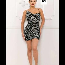 New Women's Dress Size Medium 