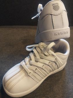 K-swiss size 8