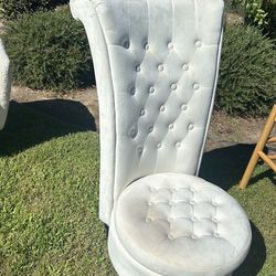 Vanity Chair 