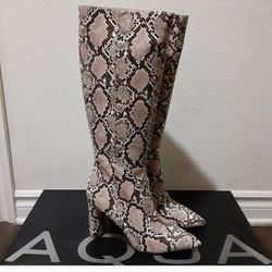 Aqua Multiple Sizes Women 7.5 + 8.5 + 9.5