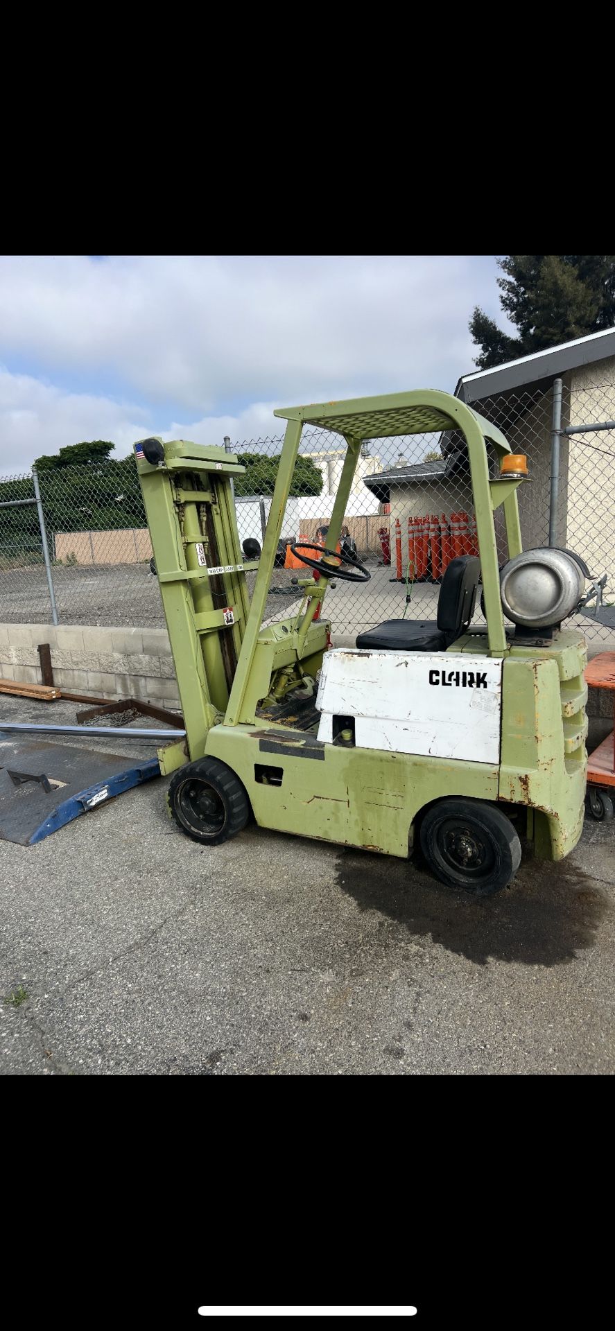 Forklift