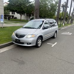 2004 Mazda MPV