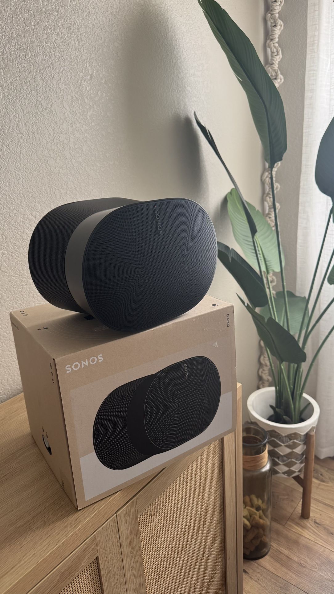 SONOS Era 300 Speaker Pair - Black, Open Box / Pristine