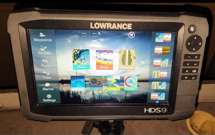 Lowrance HDS 9 Gen3 Fishing Sonar W/ Transducer