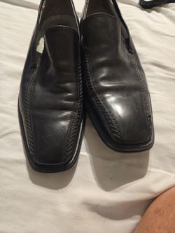 Men's size 29 Kenneth Cole dress shoe