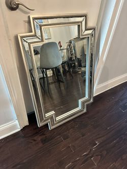 Hanging mirror 
