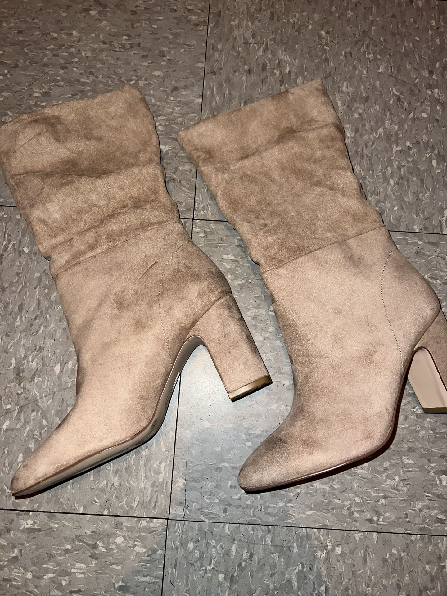 Long Boots Woman’s