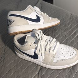 Jordan 1 Lows Size 9